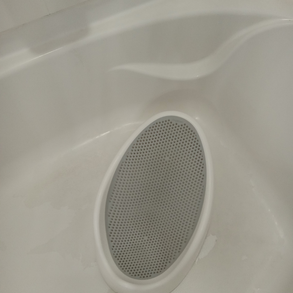 Baby bathtub